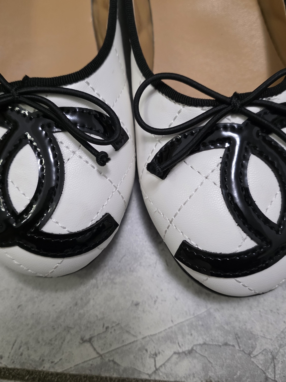 Chanel Coco Beach White Quilted Ballet Flats EU 37, No Box - Picture 5 of 10